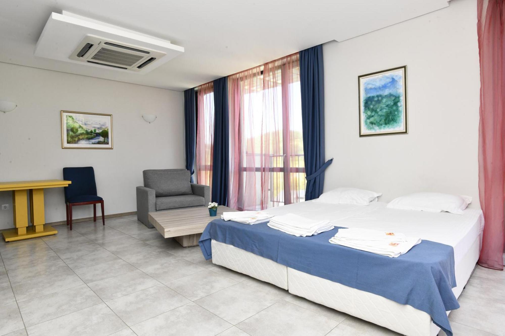 Complex Perpera Hotel Stambolovo Ngoại thất bức ảnh